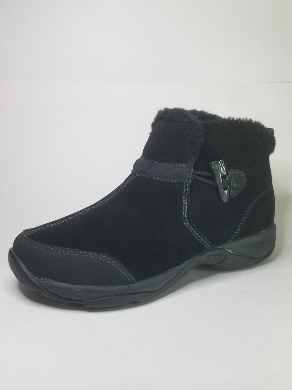 Easy Spirit Explore 24 Black Faux Suede Faux Fur Lined Women's Shoes Size 6